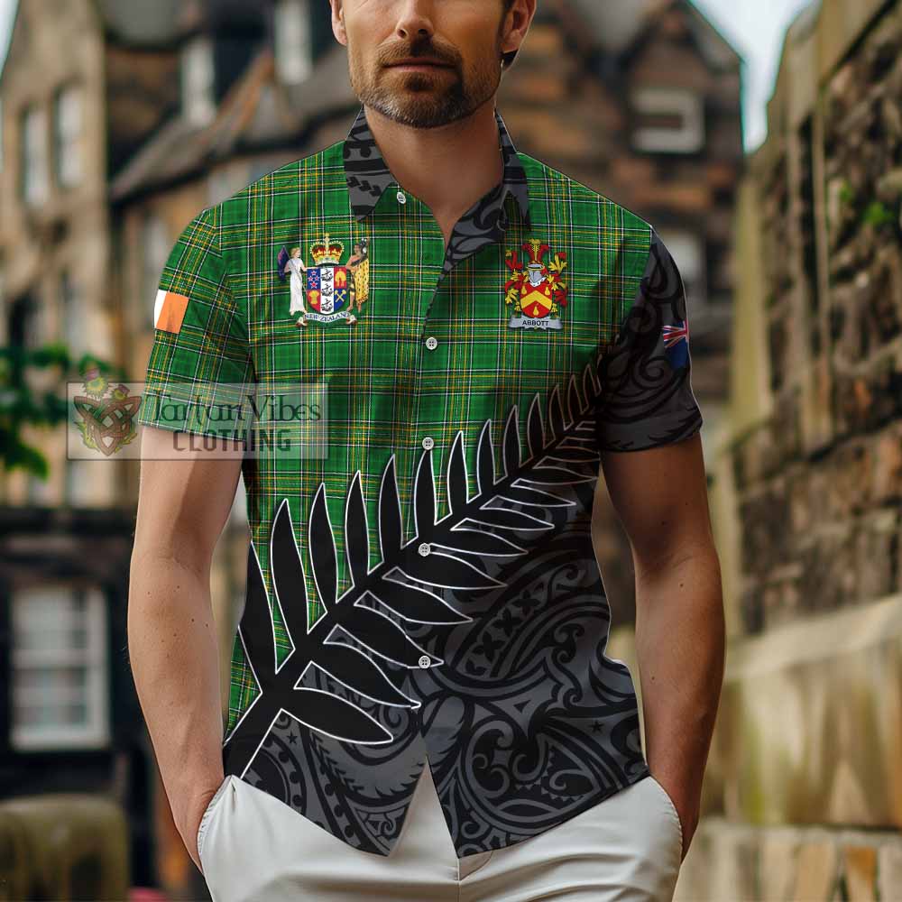 Tartan Vibes Clothing Abbott Irish Clan Tartan Short Sleeve Button Shirt with Coat of Arms New Zealand Silver Fern Half Style