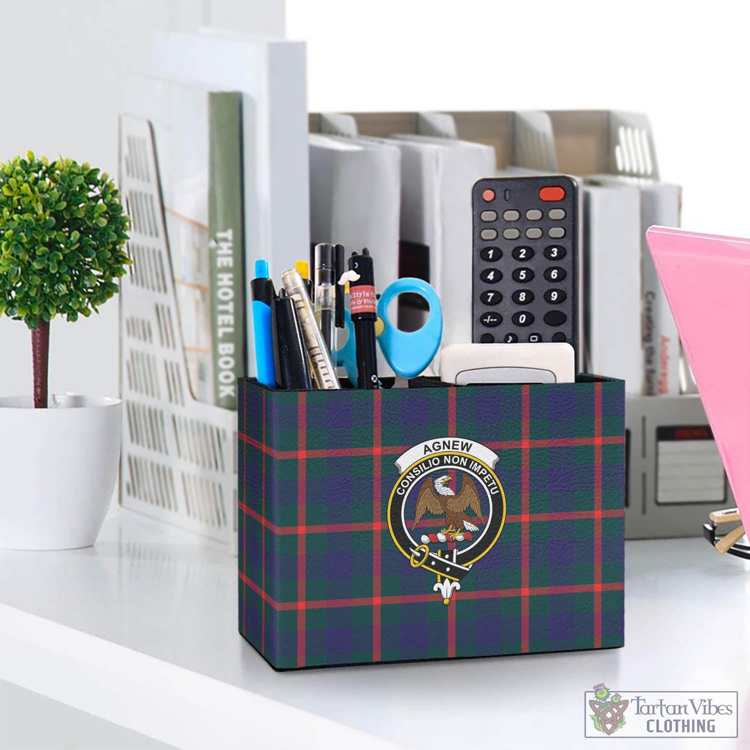 Tartan Vibes Clothing Agnew Modern Tartan Pen Holder with Family Crest