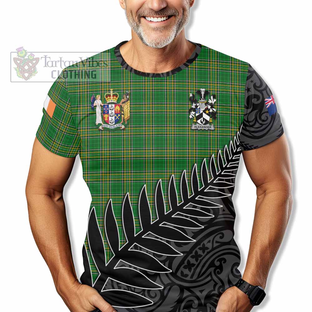 Tartan Vibes Clothing Alexander Irish Clan Tartan T-Shirt with Coat of Arms New Zealand Silver Fern Half Style