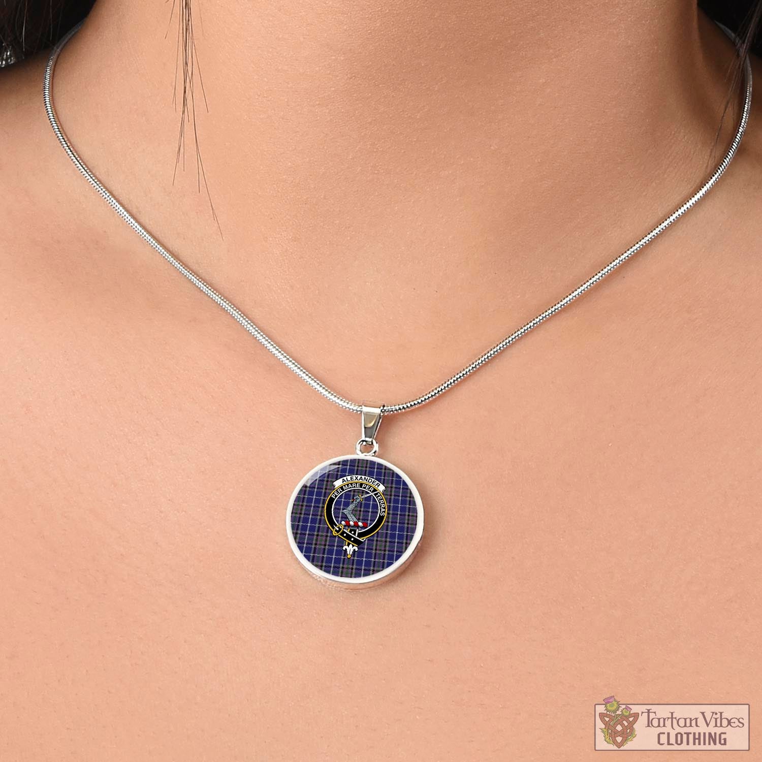 Tartan Vibes Clothing Alexander of Menstry Tartan Circle Necklace with Family Crest