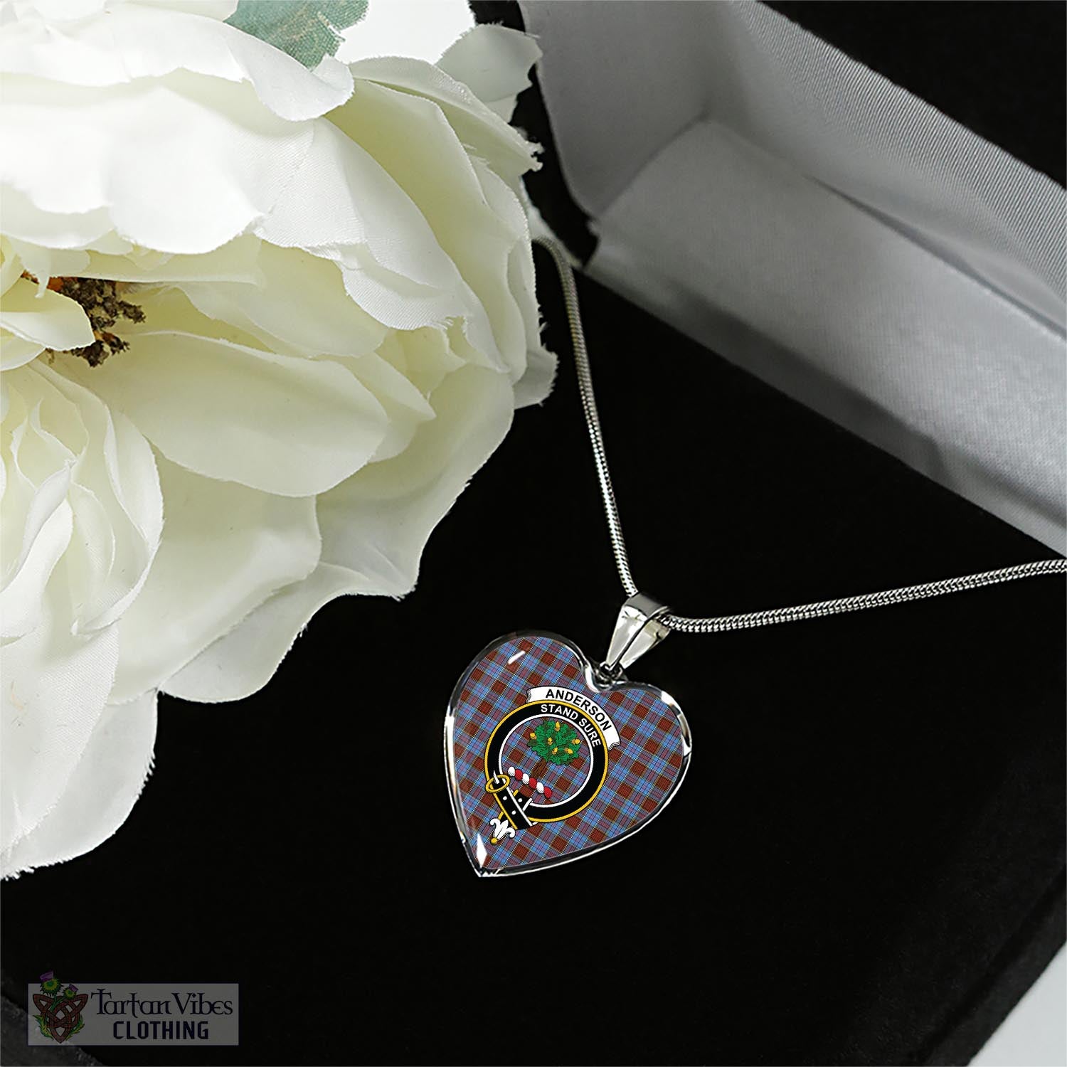 Tartan Vibes Clothing Anderson Modern Tartan Heart Necklace with Family Crest