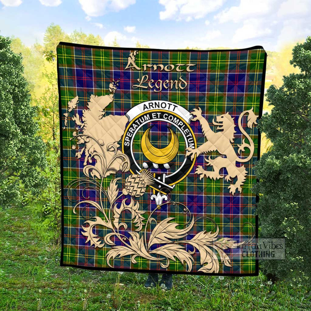 Arnott Tartan Quilt with Family Crest and Scottish Symbol Style Super King Quilt 91" x 110" - Tartan Vibes Clothing