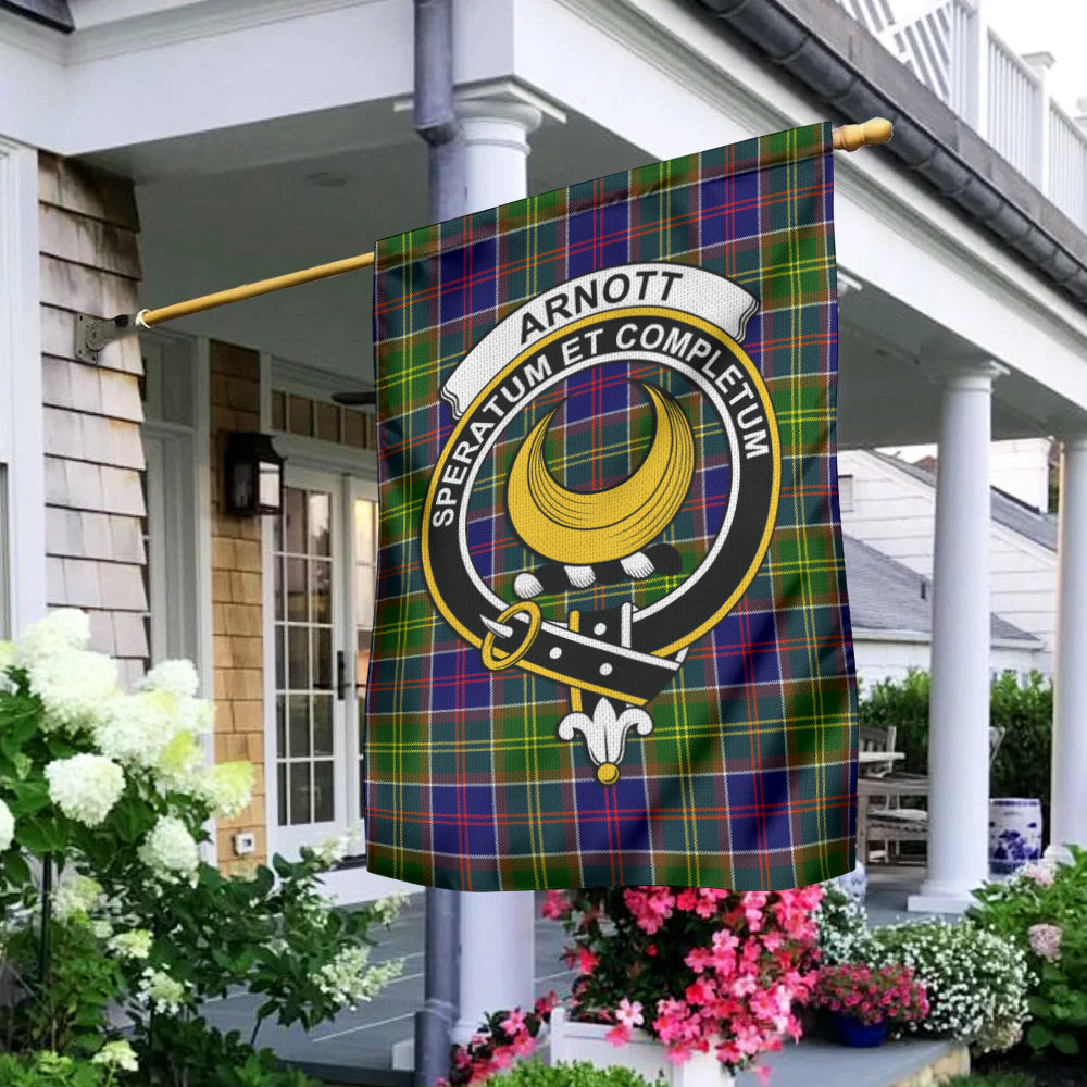 Arnott Tartan Flag with Family Crest - Tartan Vibes Clothing