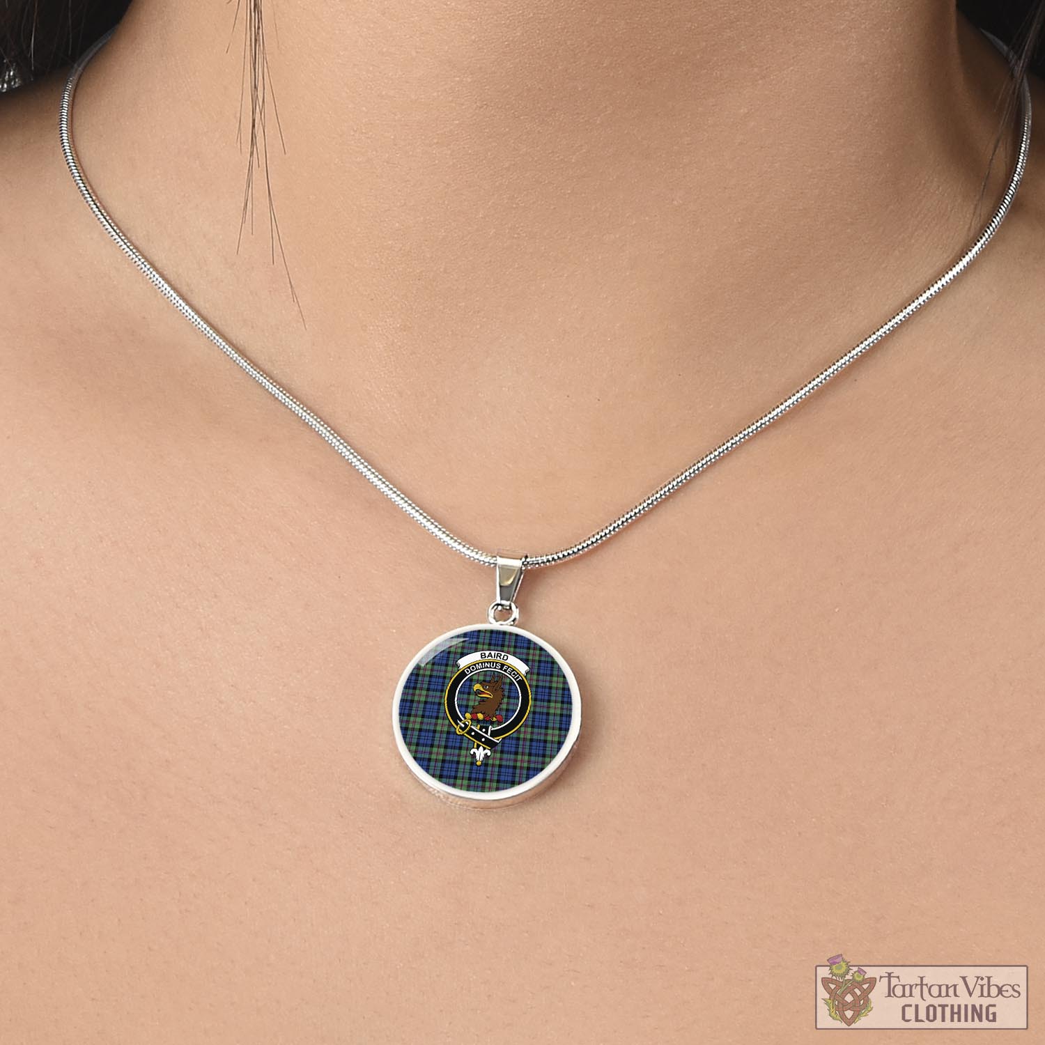 Tartan Vibes Clothing Baird Ancient Tartan Circle Necklace with Family Crest