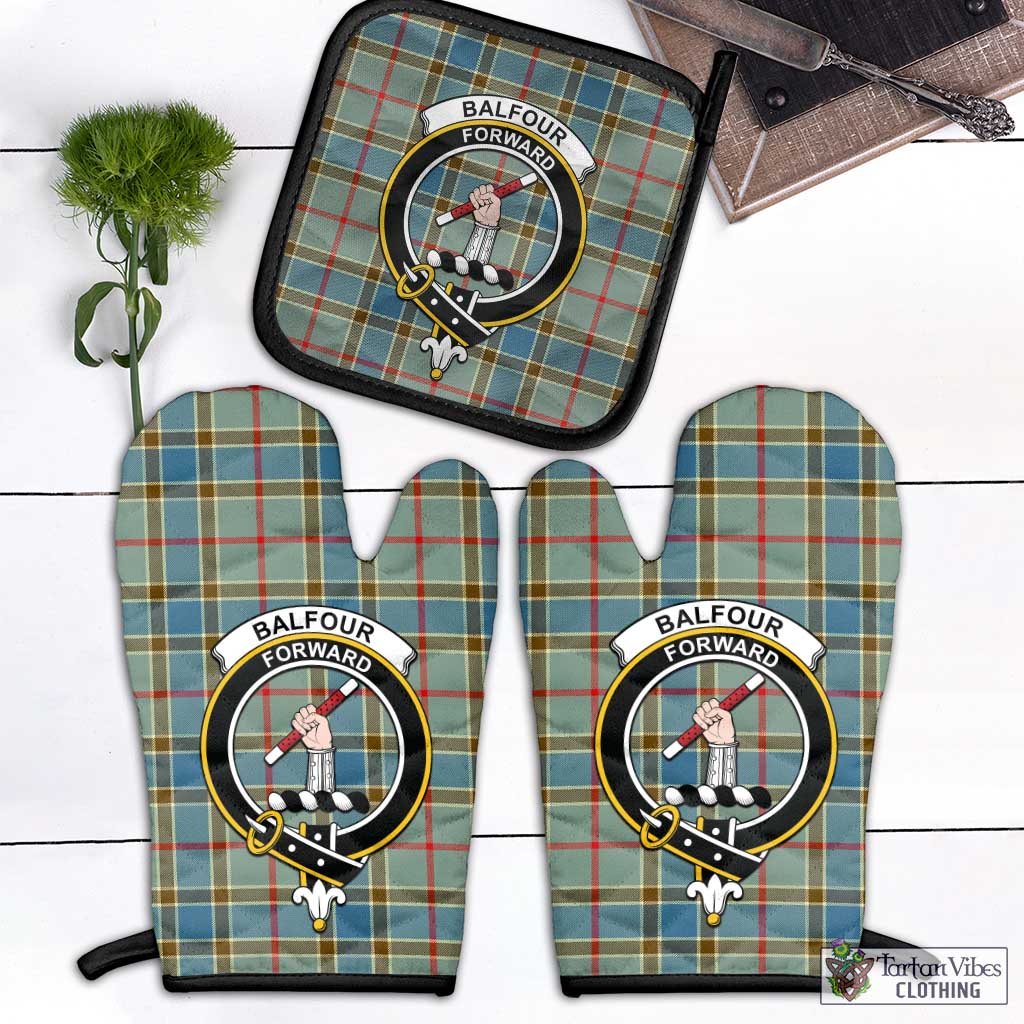 Tartan Vibes Clothing Balfour Blue Tartan Combo Oven Mitt & Pot-Holder with Family Crest