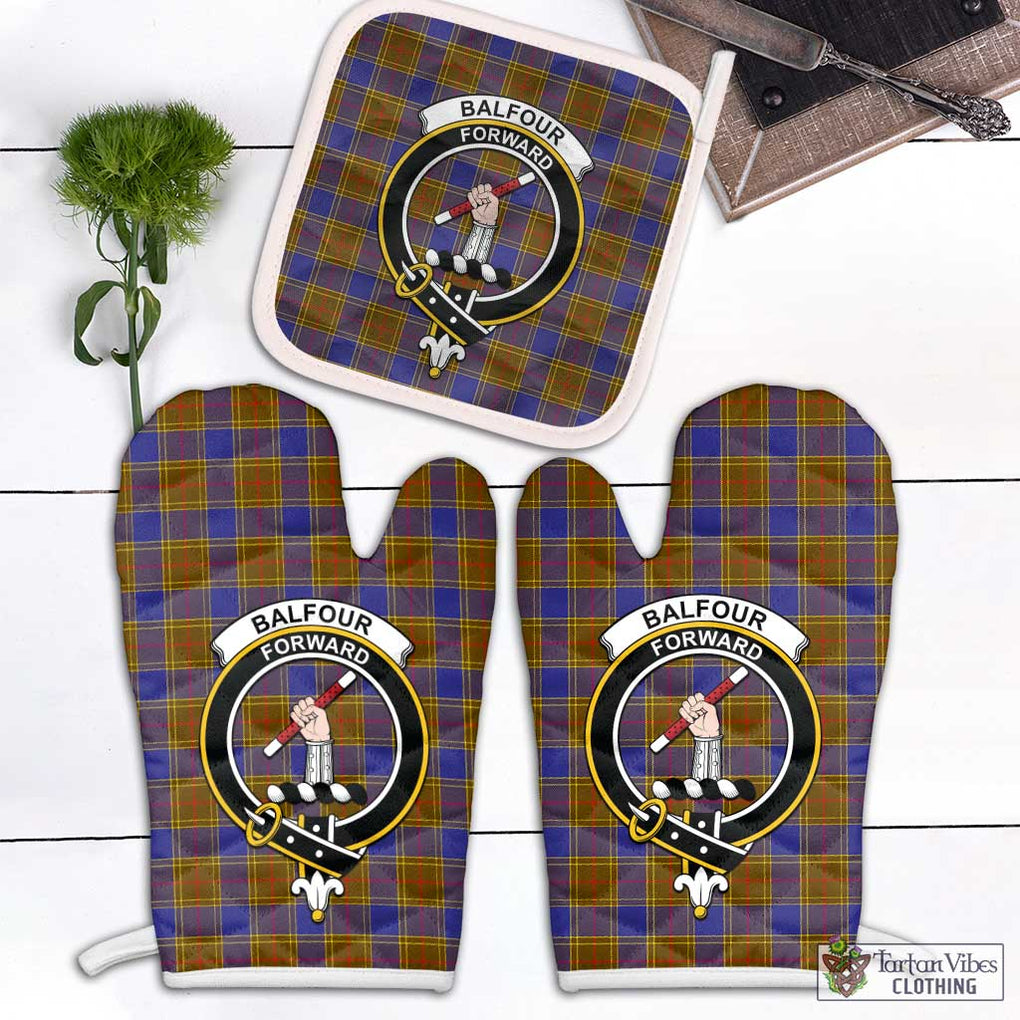 Balfour Tartan Combo Oven Mitt & Pot-Holder with Family Crest Combo 1 Oven Mitt & 1 Pot-Holder White - Tartan Vibes Clothing