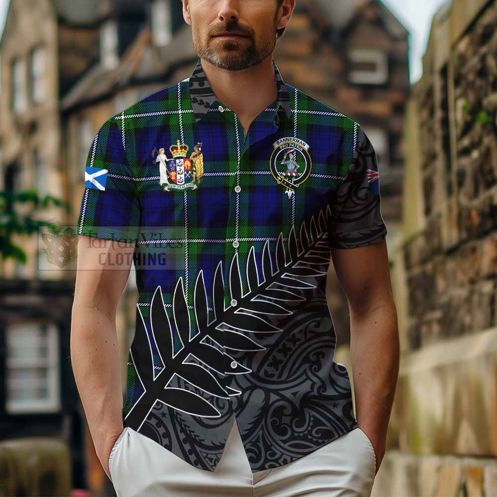 Tartan Vibes Clothing Bannerman Crest Tartan Short Sleeve Button Shirt with New Zealand Silver Fern Half Style