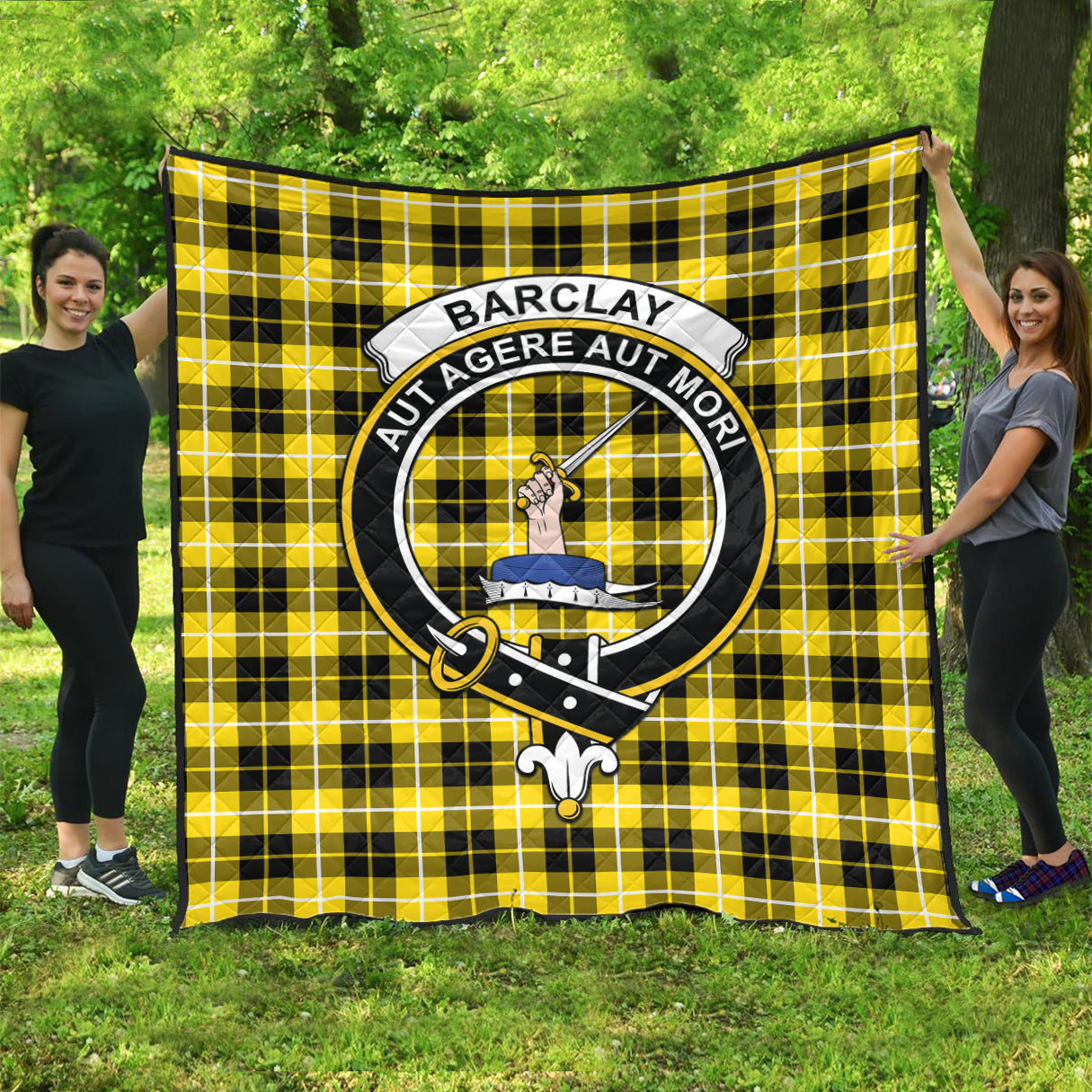 Barclay Dress Modern Tartan Quilt with Family Crest - Tartanvibesclothing