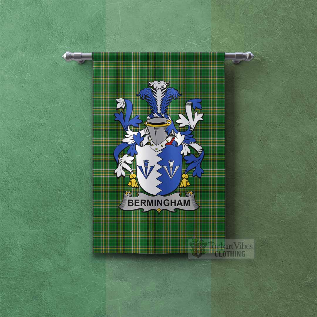Bermingham Irish Clan Tartan Gonfalon, Tartan Banner with Coat of Arms Rectangle - Tartan Vibes Clothing