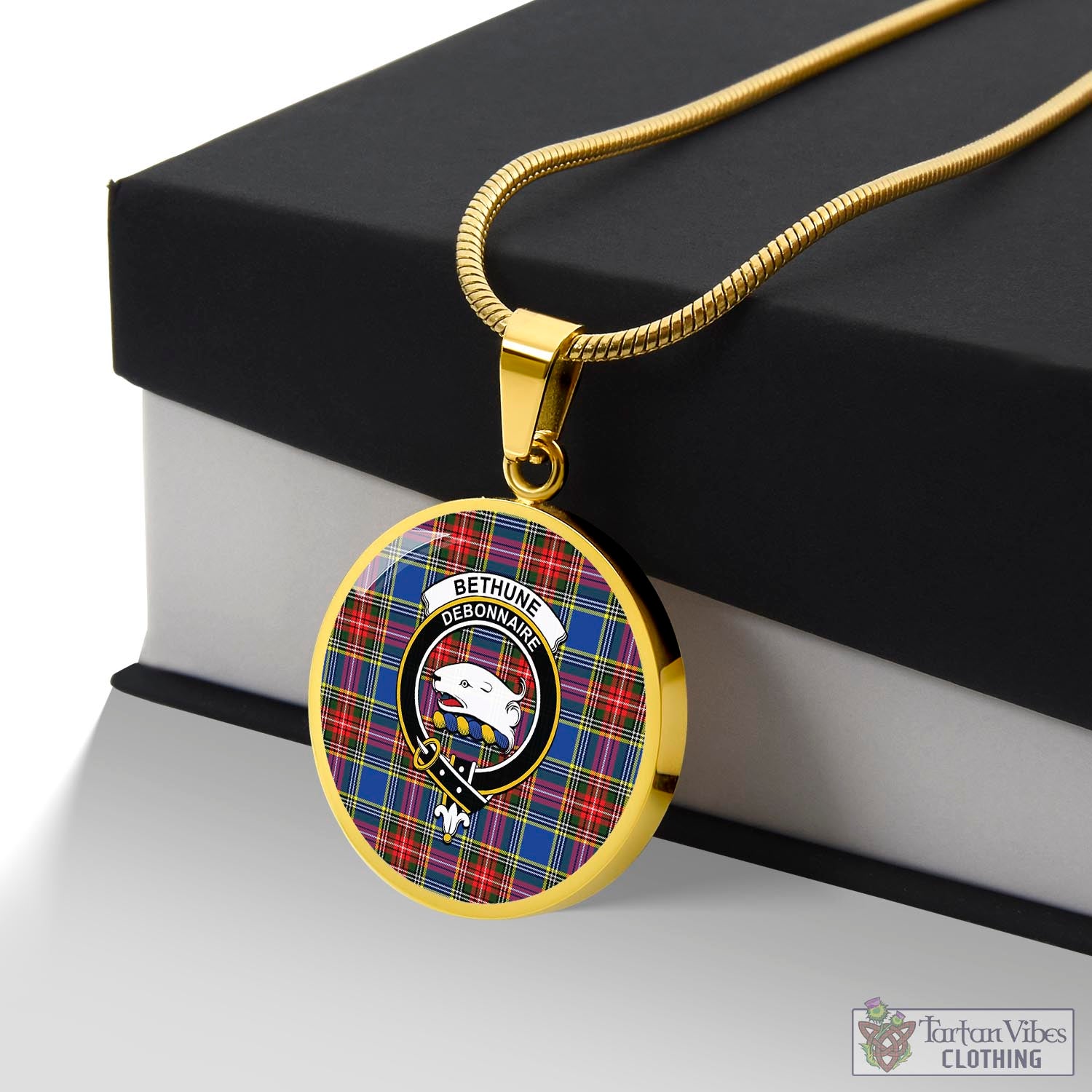 Tartan Vibes Clothing Bethune Tartan Circle Necklace with Family Crest