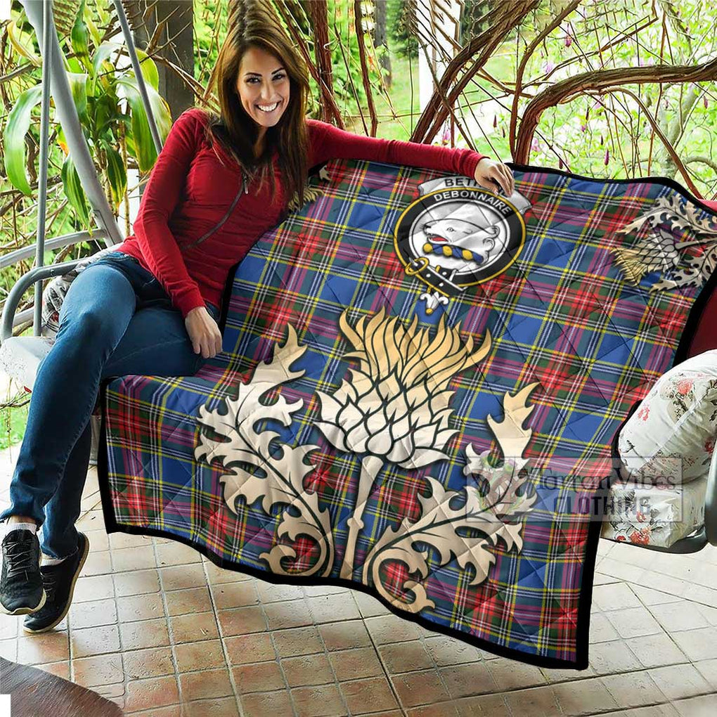 Tartan Vibes Clothing Bethune Tartan Quilt with Family Crest and Golden Thistle Style