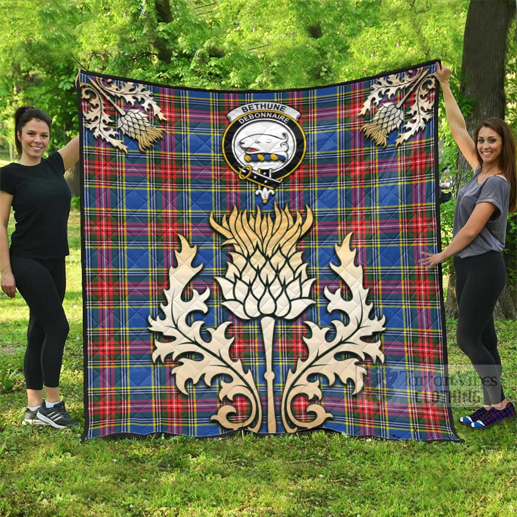 Tartan Vibes Clothing Bethune Tartan Quilt with Family Crest and Golden Thistle Style