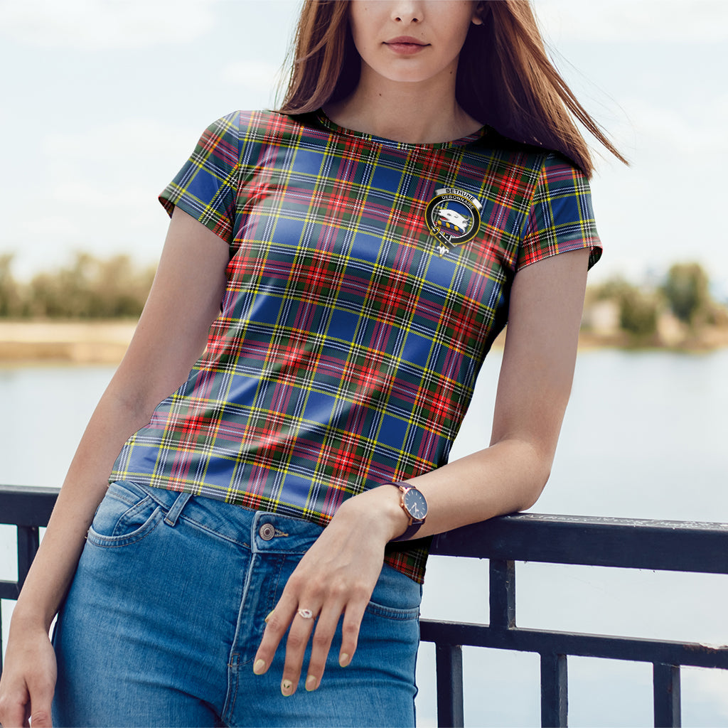 Bethune Tartan T-Shirt with Family Crest - Tartan Vibes Clothing