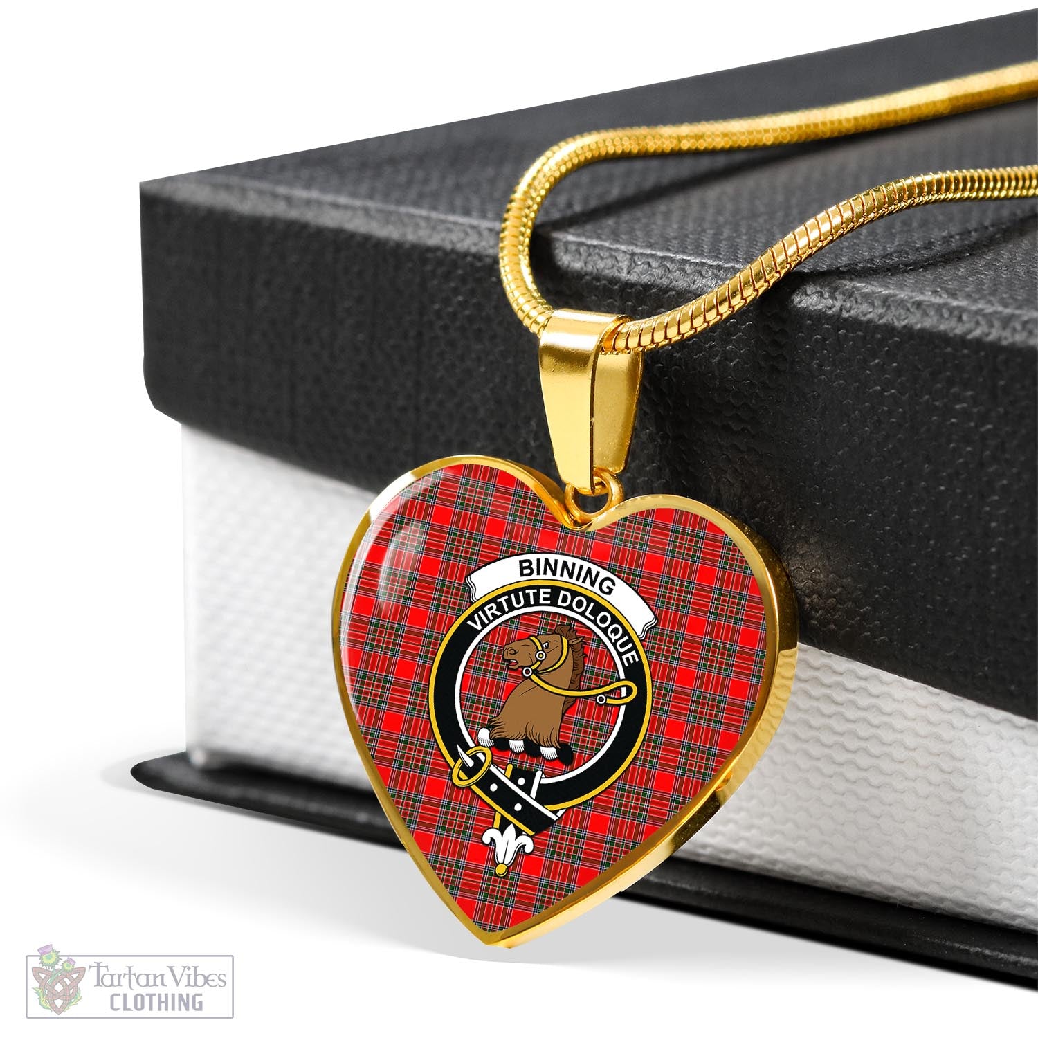 Tartan Vibes Clothing Binning Tartan Heart Necklace with Family Crest