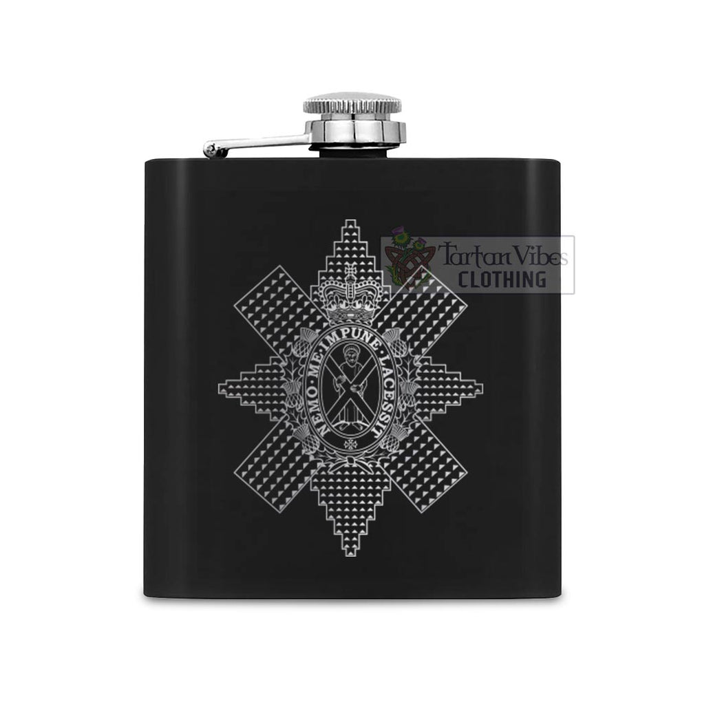 Tartan Vibes Clothing Black Watch Crest Hip Flask Set 7oz Black Stainless Steel with A Gift Box