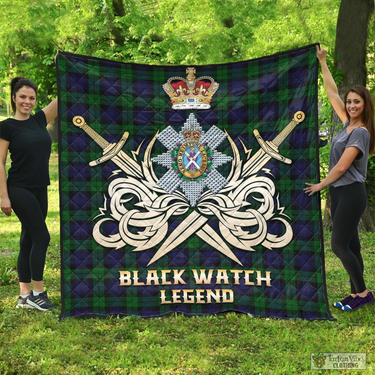 Tartan Vibes Clothing Black Watch Tartan Quilt with Clan Crest and the Golden Sword of Courageous Legacy