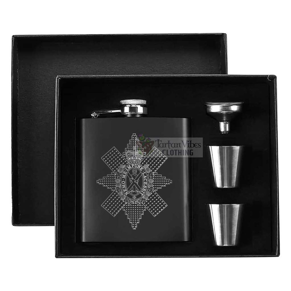 Tartan Vibes Clothing Black Watch Crest Hip Flask Set 7oz Black Stainless Steel with A Gift Box