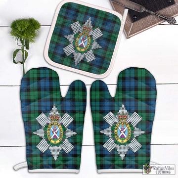 Black Watch Ancient Tartan Combo Oven Mitt & Pot-Holder with Family Crest