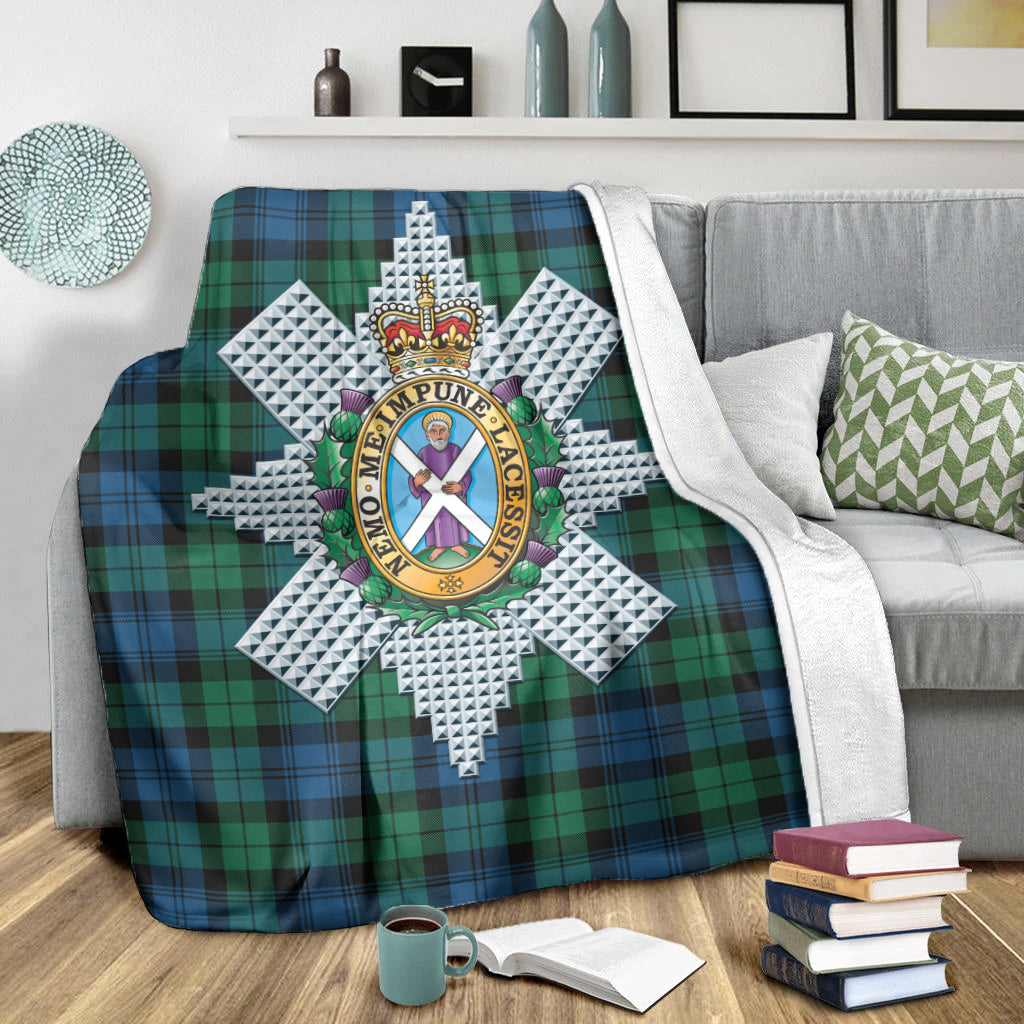 Black Watch Ancient Tartan Blanket with Family Crest - Tartanvibesclothing