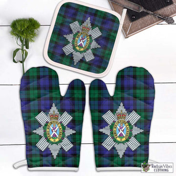 Black Watch Modern Tartan Combo Oven Mitt & Pot-Holder with Family Crest