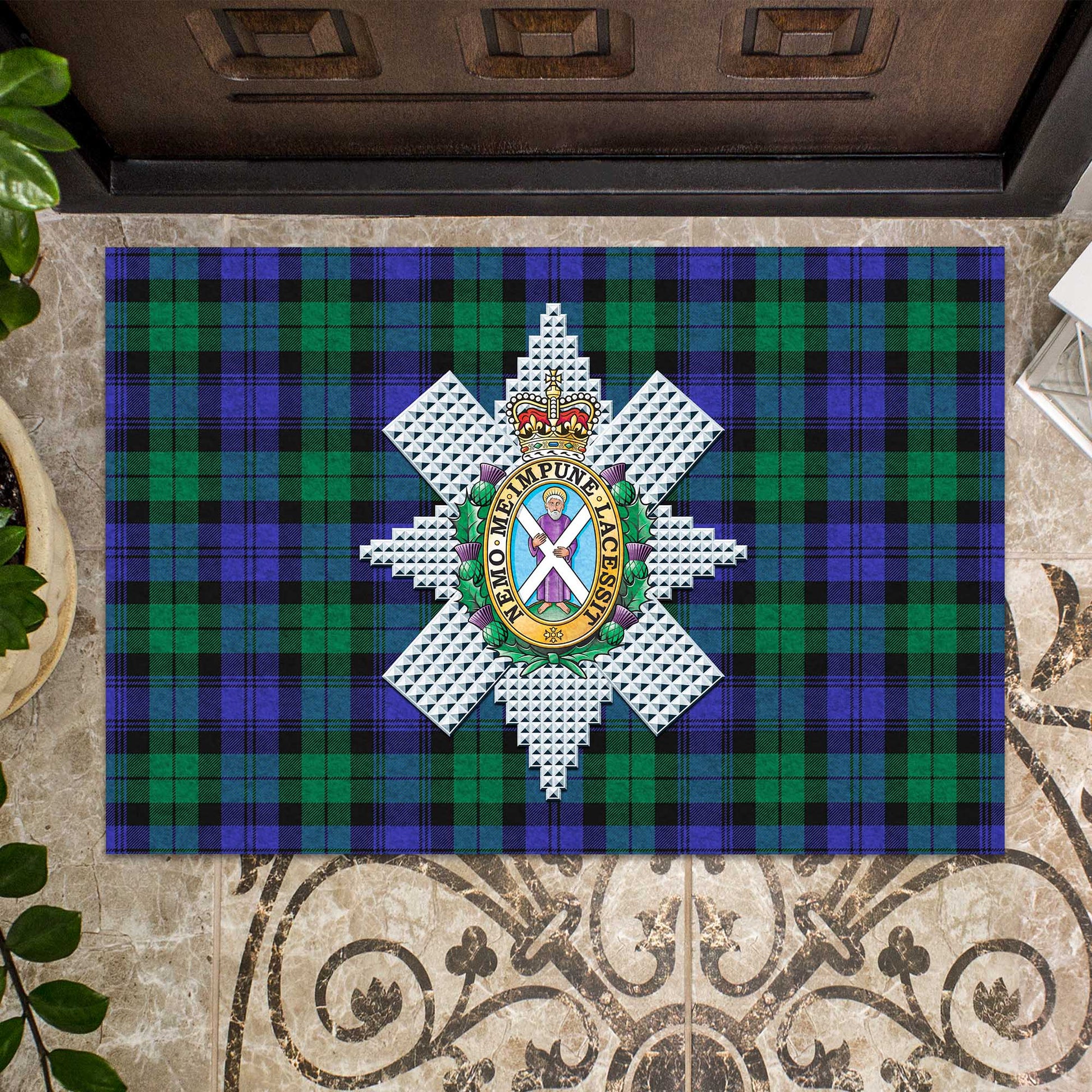 Black Watch Modern Tartan Door Mat with Family Crest - Tartanvibesclothing