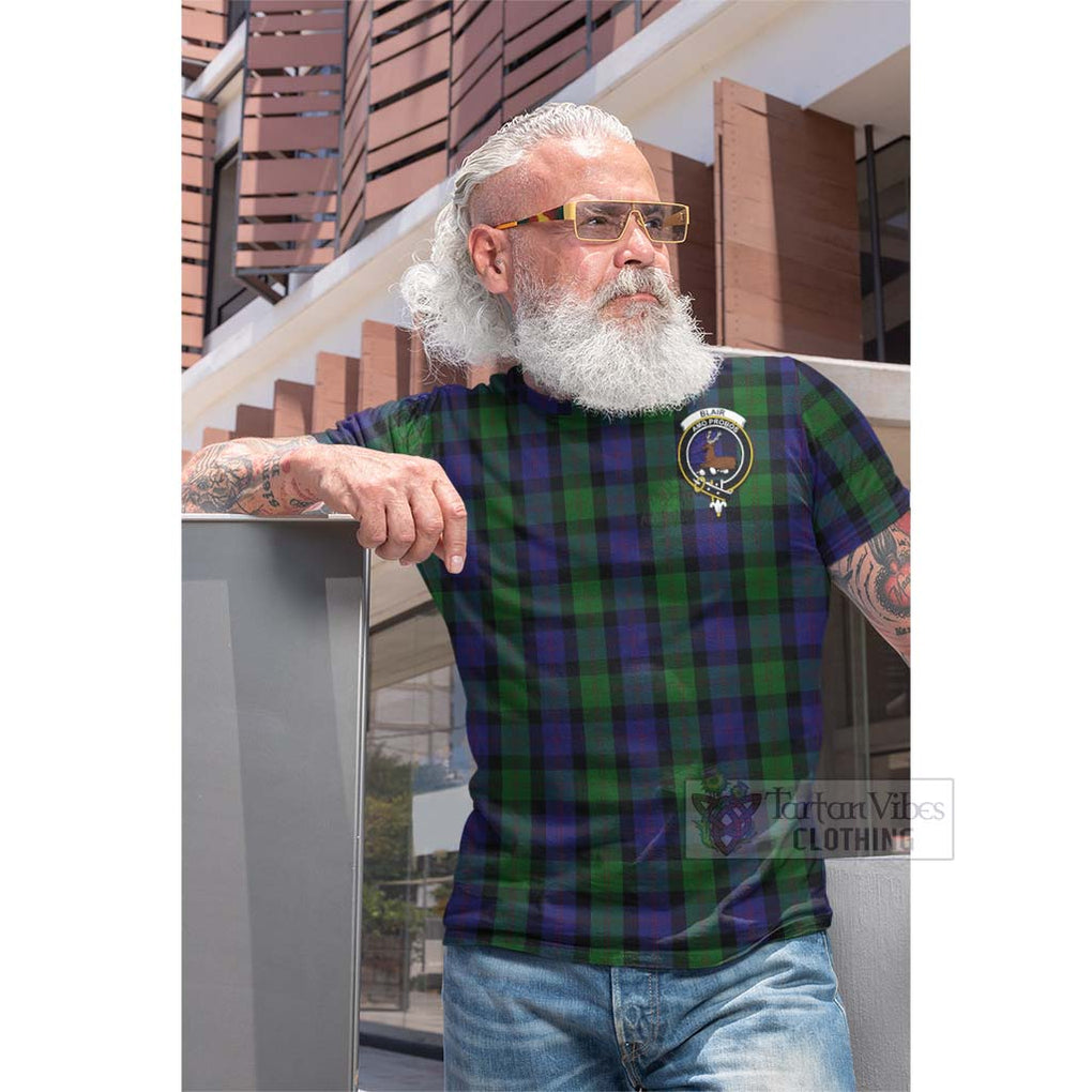 Tartan Vibes Clothing Blair Tartan Cotton T-shirt with Family Crest and Bearded Skull Holding Bottles of Whiskey