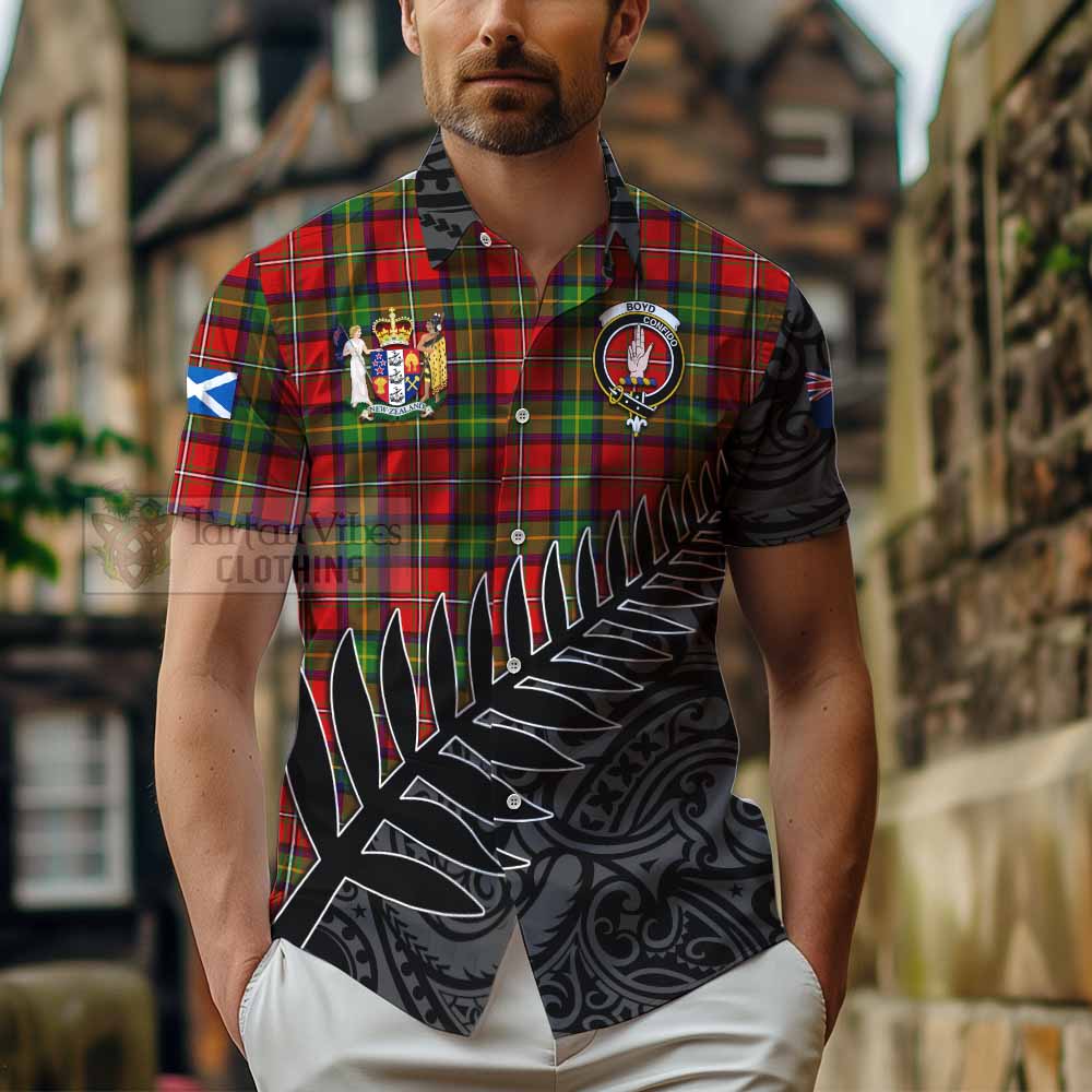 Tartan Vibes Clothing Boyd Crest Tartan Short Sleeve Button Shirt with New Zealand Silver Fern Half Style