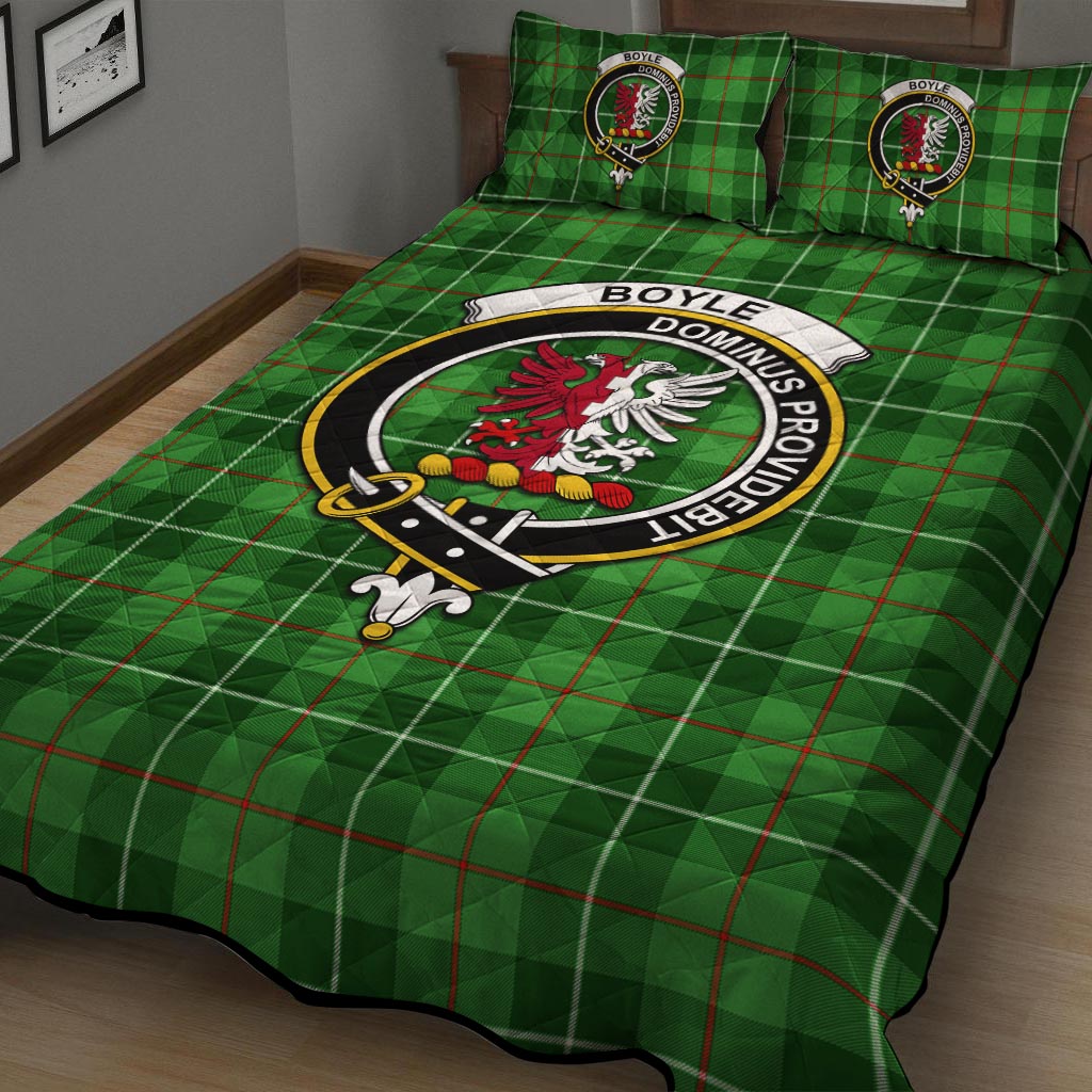 Boyle Tartan Quilt Bed Set with Family Crest - Tartan Vibes Clothing