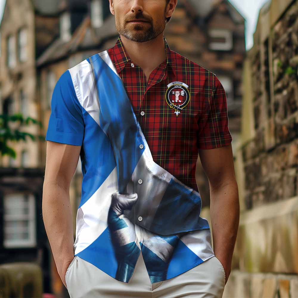 Tartan Vibes Clothing Brodie Tartan Short Sleeve Button Shirt with Family Crest Scotland Patriotic Style