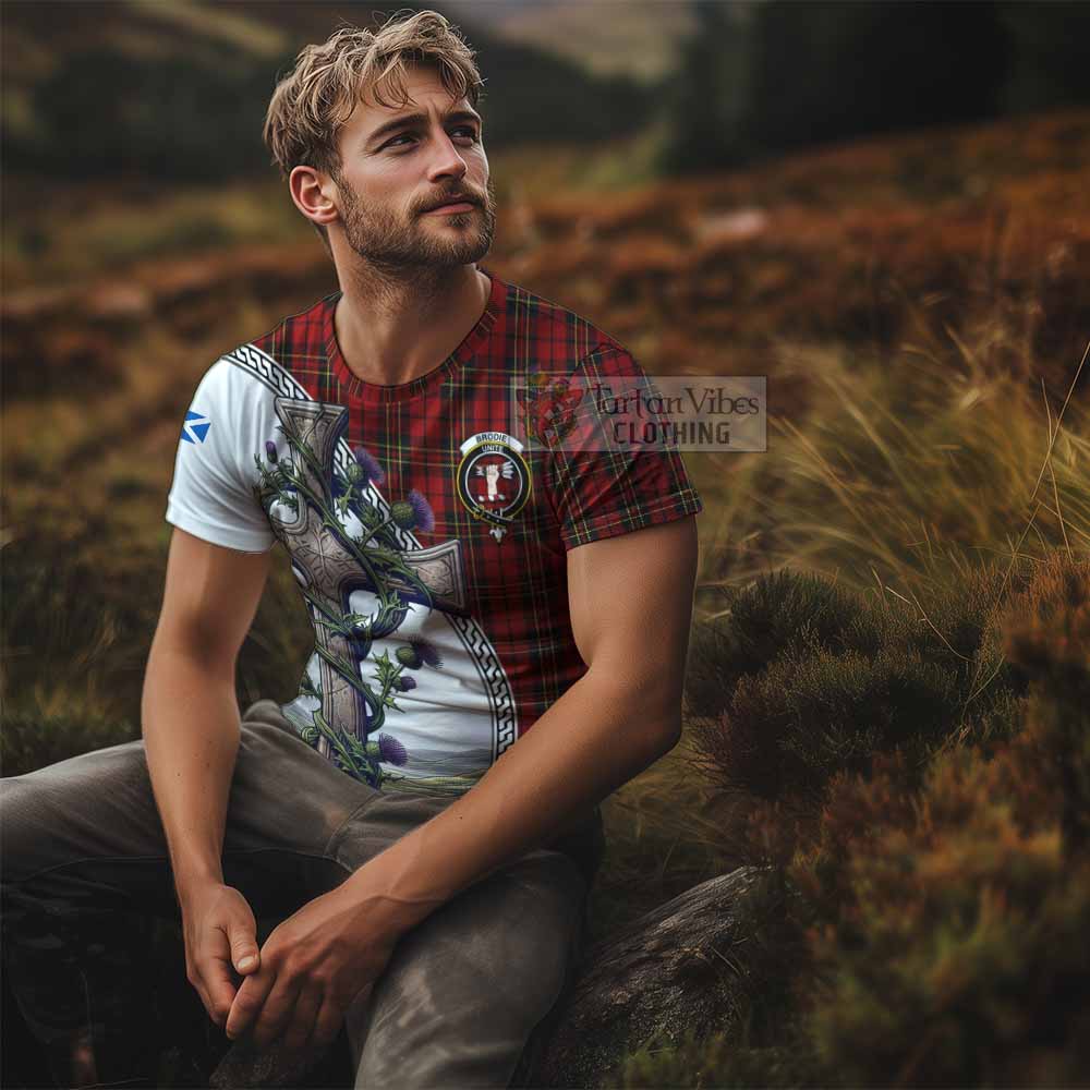 Tartan Vibes Clothing Brodie Agnew Tartan T-Shirt with Family Crest and St. Andrew's Cross Accented by Thistle Vines