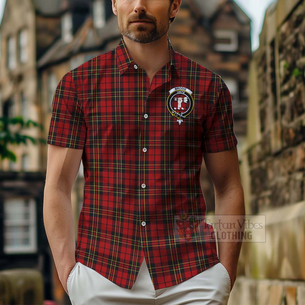 Tartan Vibes Clothing Brodie Tartan Short Sleeve Button Shirt with Family Crest and Bearded Skull Holding Bottles of Whiskey