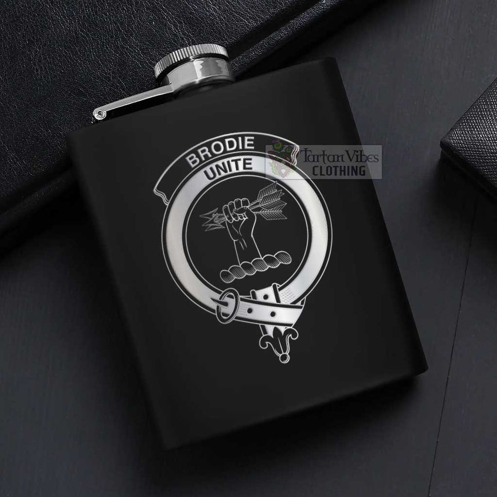 Tartan Vibes Clothing Brodie Crest Hip Flask Set 7oz Black Stainless Steel with A Gift Box