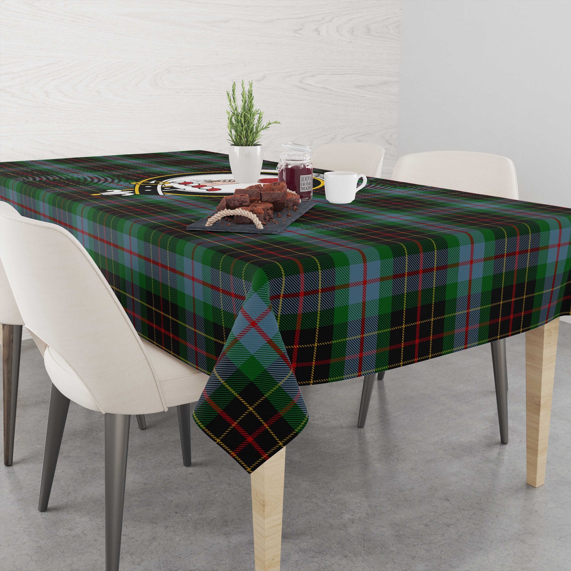 Brodie Hunting Tatan Tablecloth with Family Crest - Tartanvibesclothing