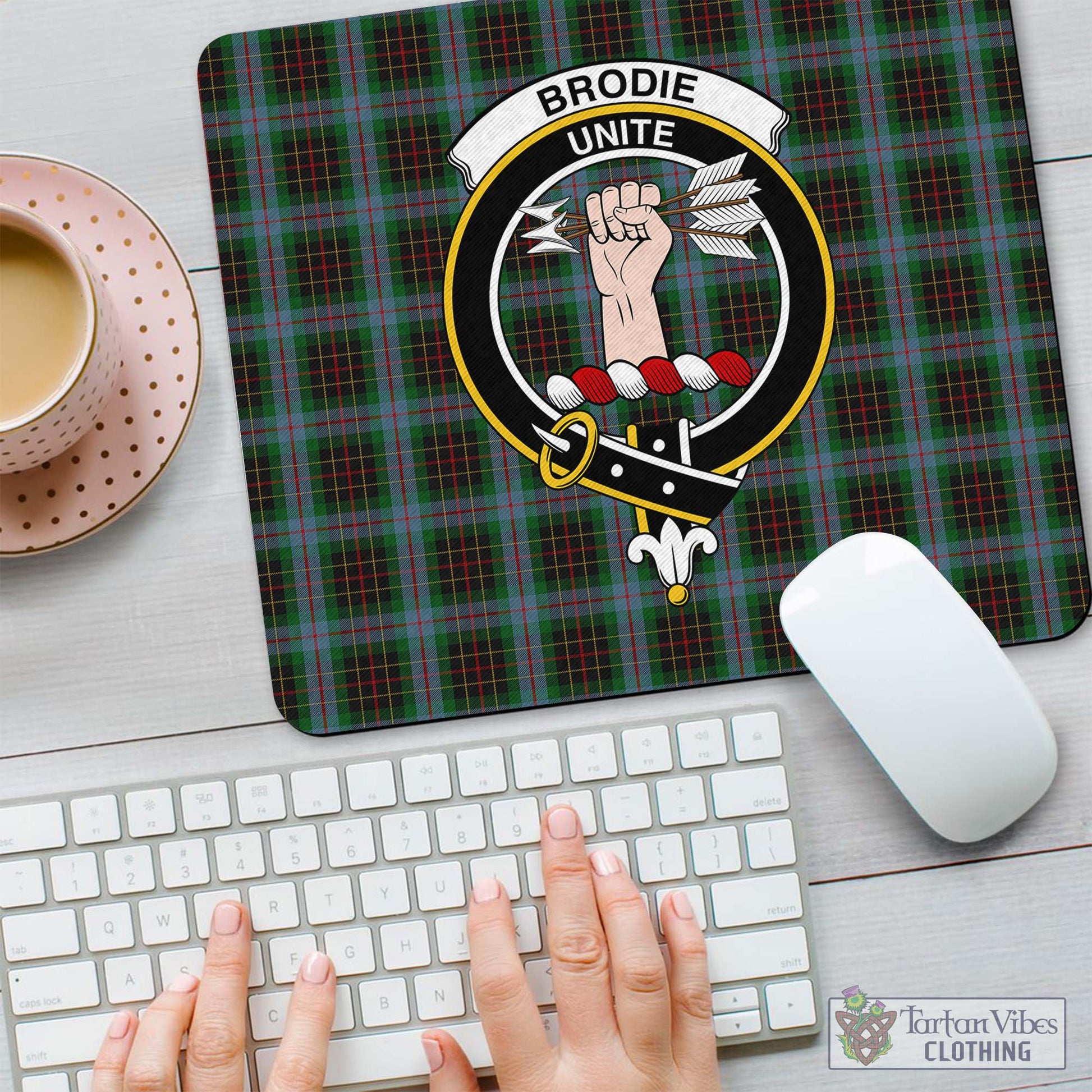 Tartan Vibes Clothing Brodie Hunting Tartan Mouse Pad with Family Crest