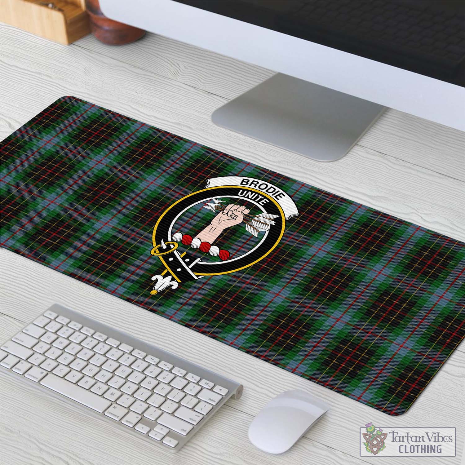 Tartan Vibes Clothing Brodie Hunting Tartan Mouse Pad with Family Crest