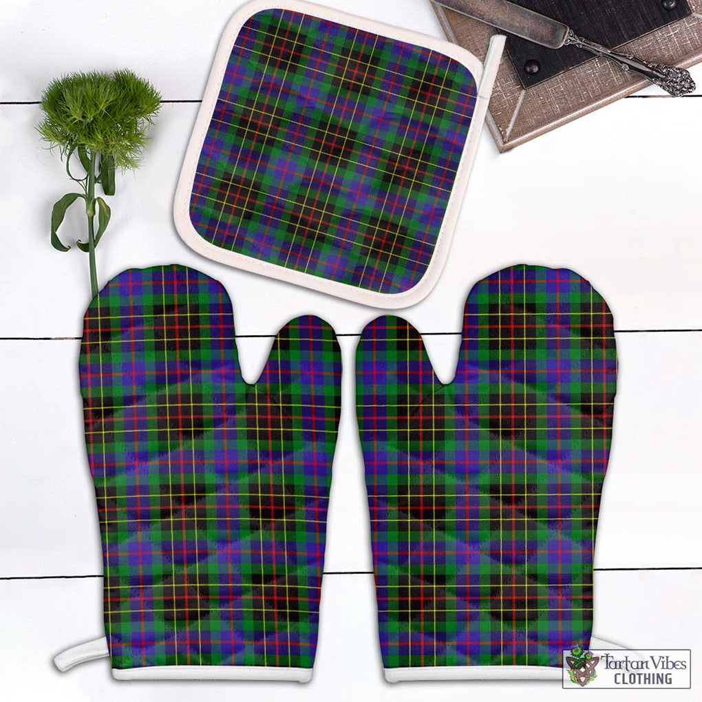 Brodie Hunting Modern Tartan Combo Oven Mitt & Pot-Holder Combo 1 Oven Mitt & 1 Pot-Holder White - Tartan Vibes Clothing