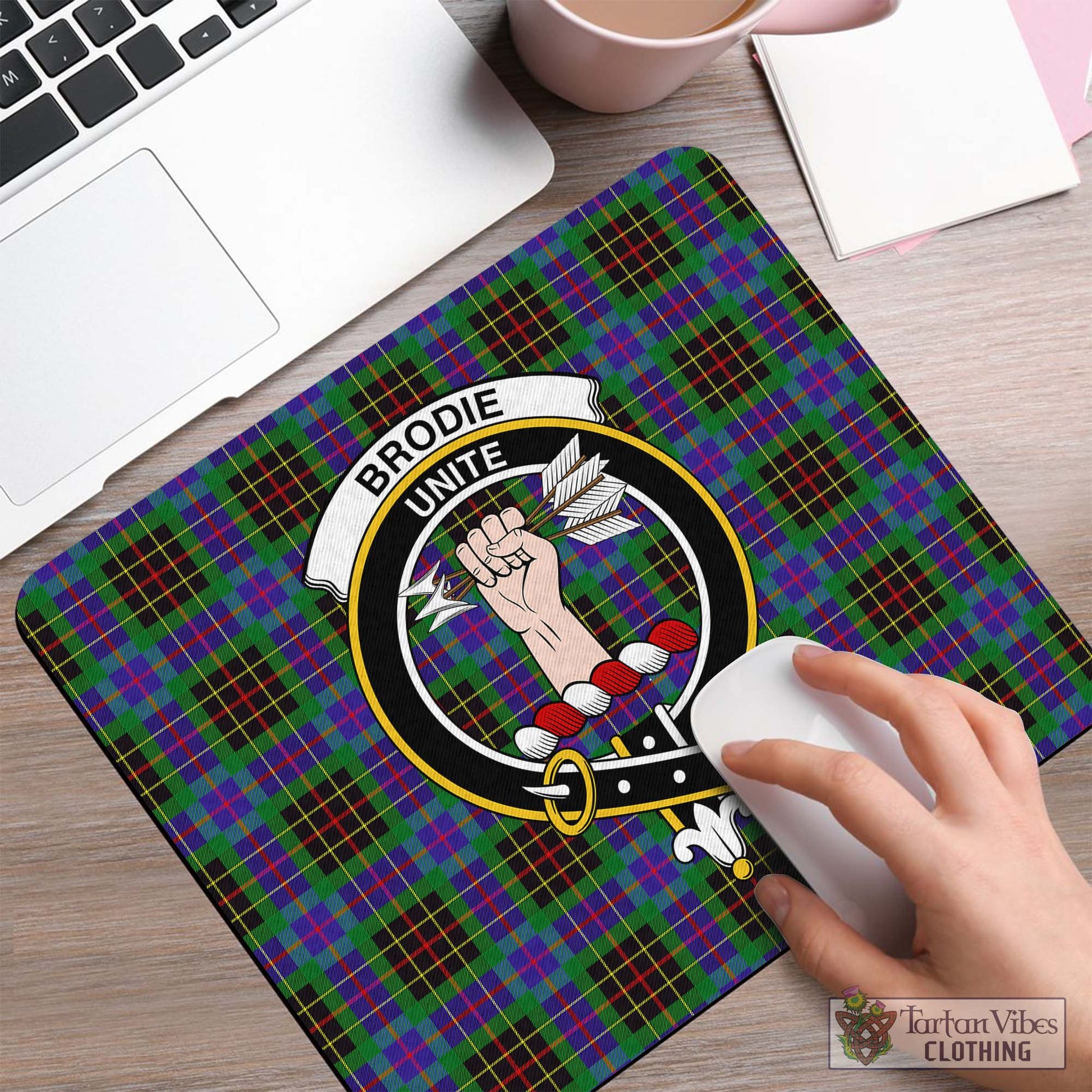 Tartan Vibes Clothing Brodie Hunting Modern Tartan Mouse Pad with Family Crest