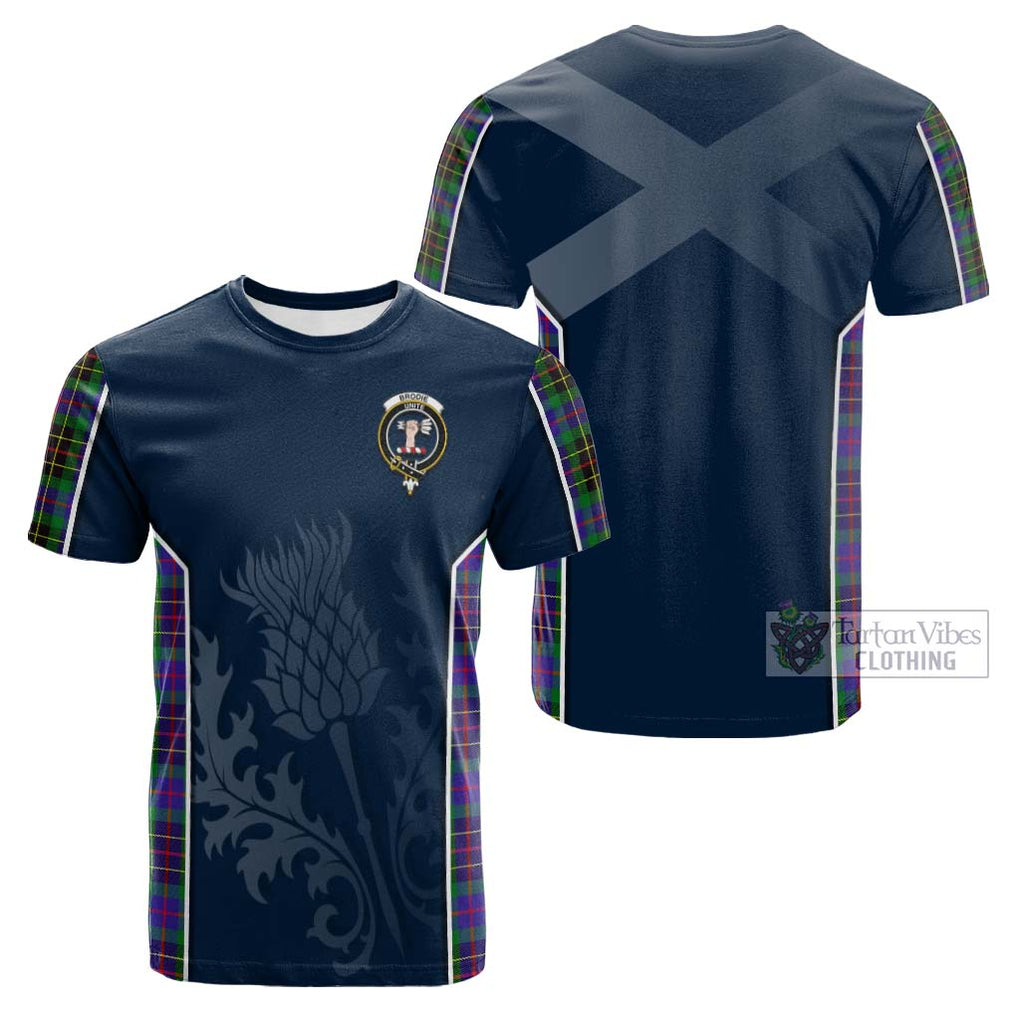 Tartan Vibes Clothing Brodie Hunting Modern Tartan Cotton T-shirt with Family Crest and Scottish Thistle Vibes Sport Style