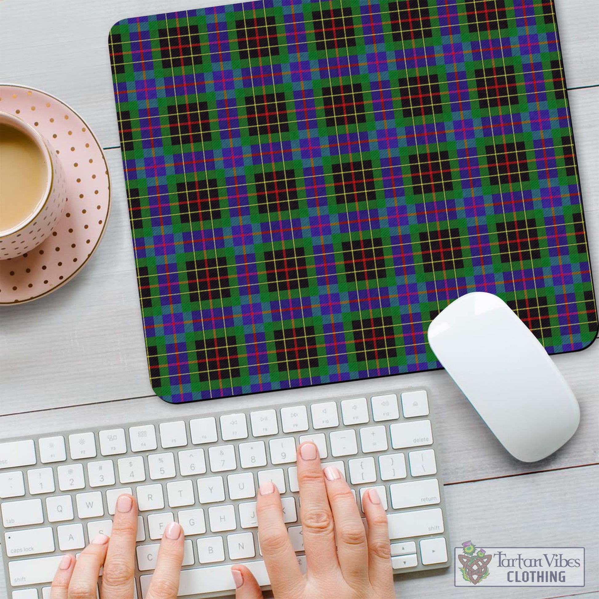 Tartan Vibes Clothing Brodie Hunting Modern Tartan Mouse Pad