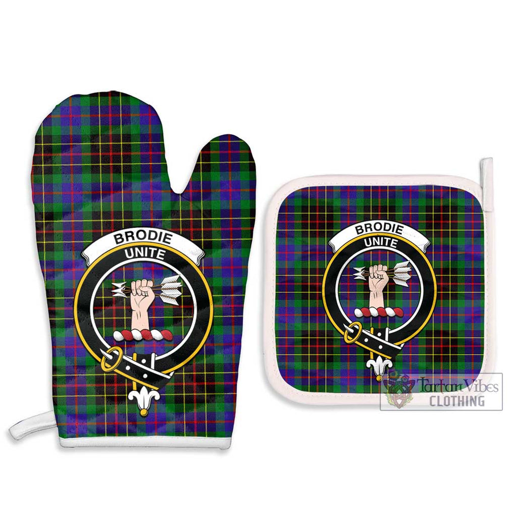 Brodie Hunting Modern Tartan Combo Oven Mitt & Pot-Holder with Family Crest Combo 1 Oven Mitt & 2 Pot-Holder White - Tartan Vibes Clothing