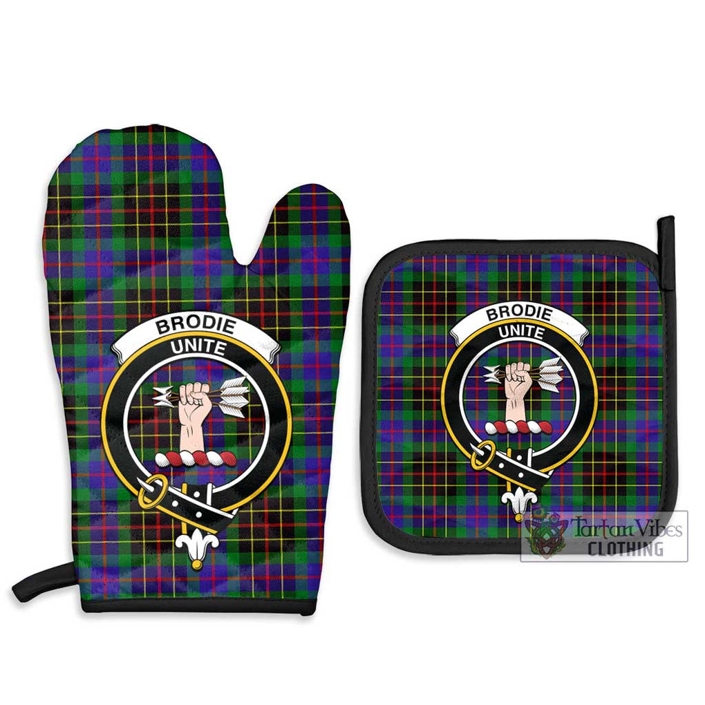 Brodie Hunting Modern Tartan Combo Oven Mitt & Pot-Holder with Family Crest Combo 1 Oven Mitt & 2 Pot-Holder Black - Tartan Vibes Clothing