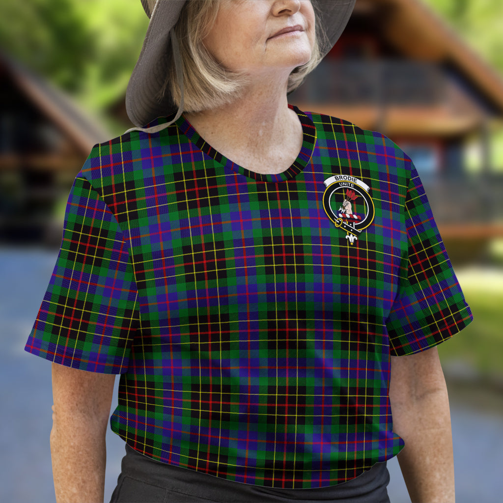 Brodie Hunting Modern Tartan T-Shirt with Family Crest - Tartanvibesclothing