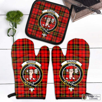 Brodie Modern Tartan Combo Oven Mitt & Pot-Holder with Family Crest