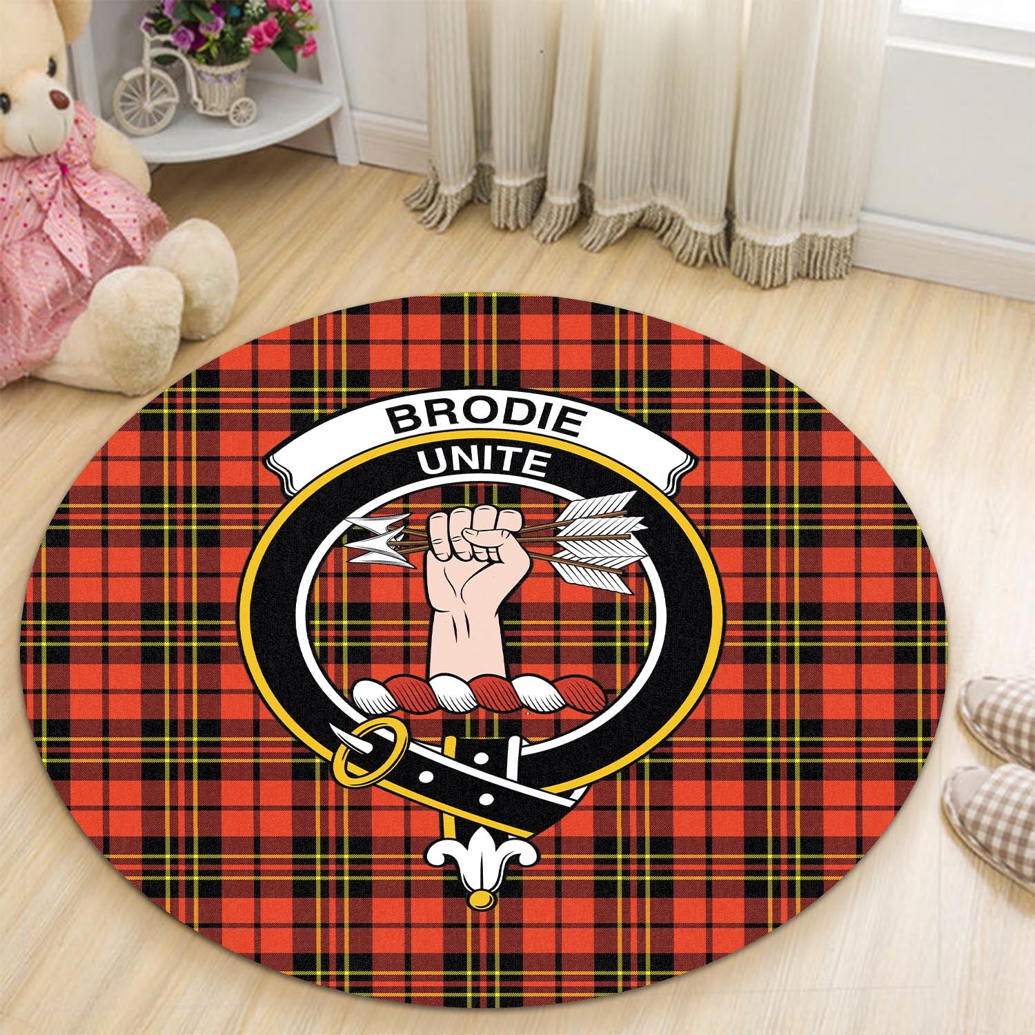 Brodie Modern Tartan Round Rug with Family Crest - Tartanvibesclothing