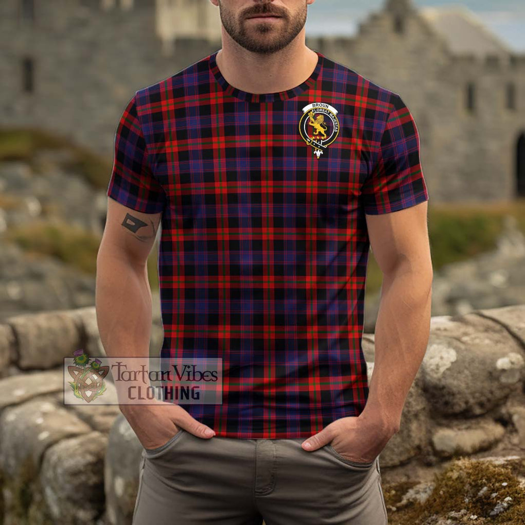 Broun Modern Tartan Cotton T-Shirt with Family Crest Men's Shirt - Tartanvibesclothing Shop