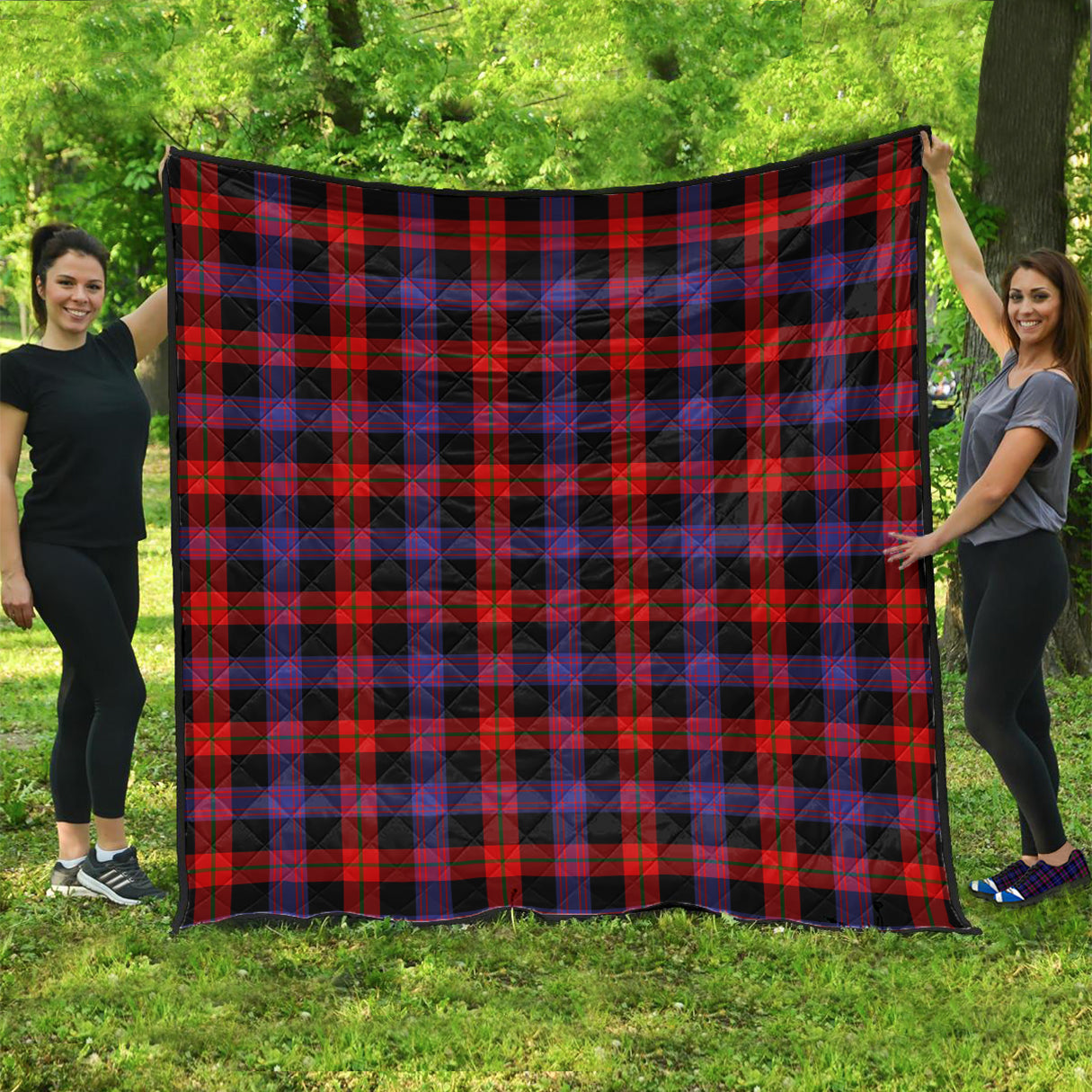 Broun Modern Tartan Quilt - Tartanvibesclothing