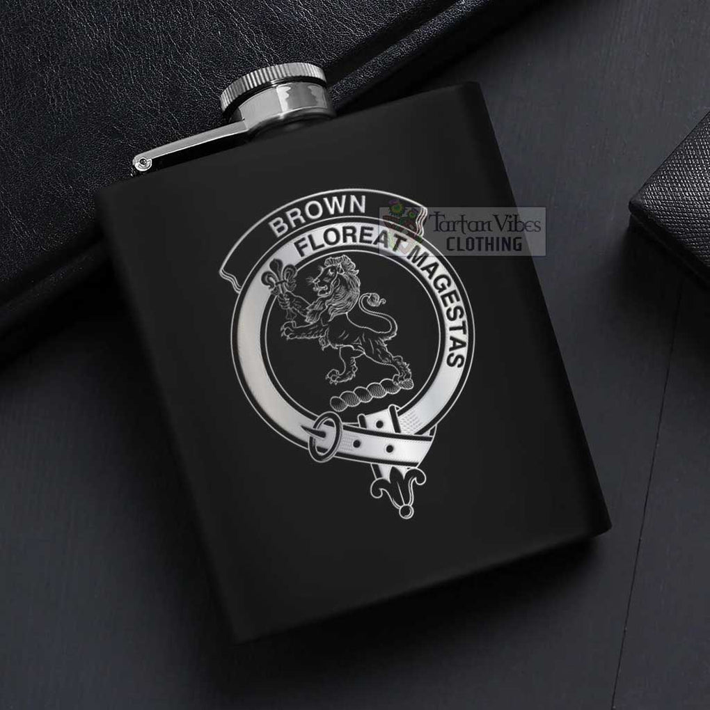 Brown (Broun) Crest Hip Flask Set 7oz Black Stainless Steel with A Gift Box - 2D-tartanvibesclothing