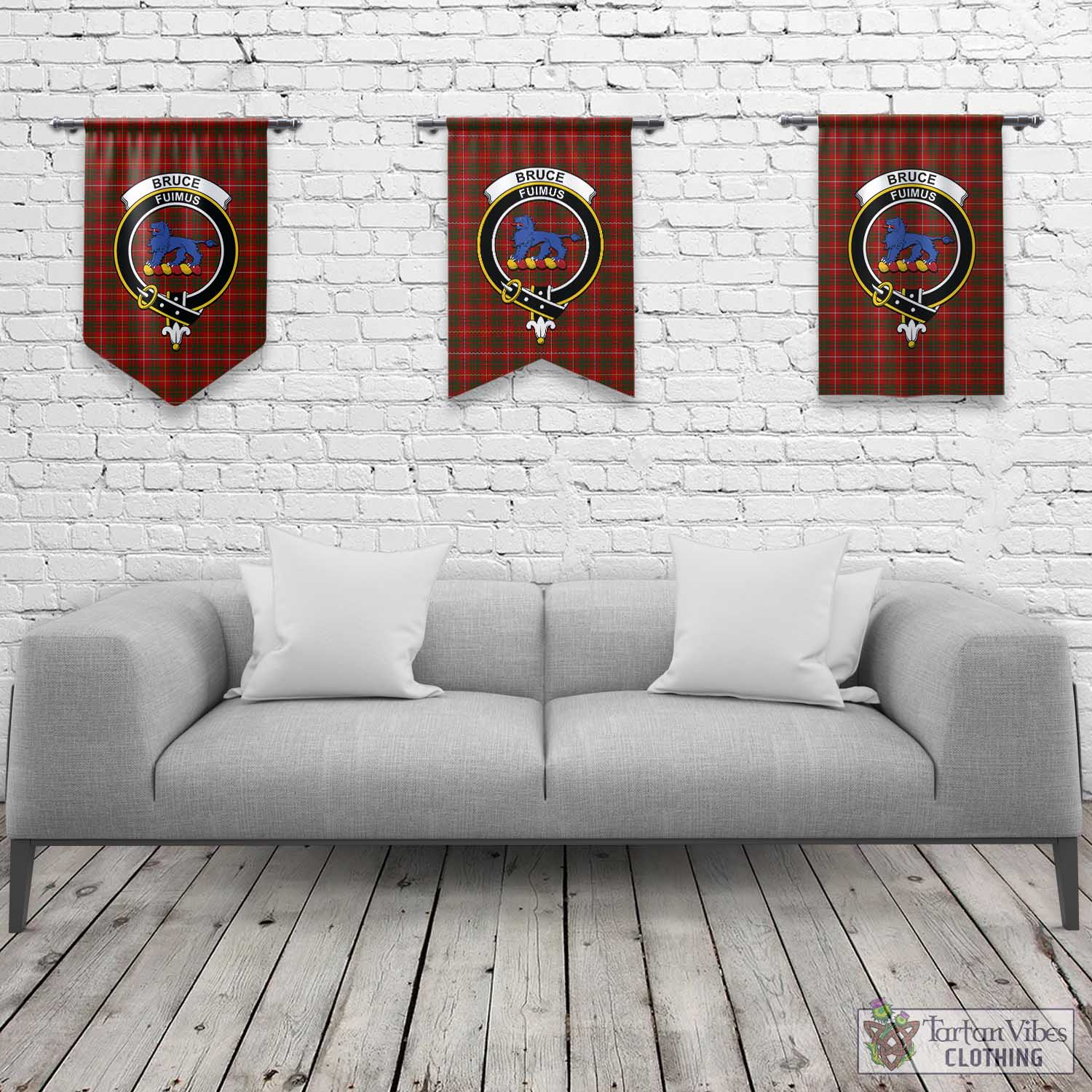 Tartan Vibes Clothing Bruce Tartan Gonfalon, Tartan Banner with Family Crest