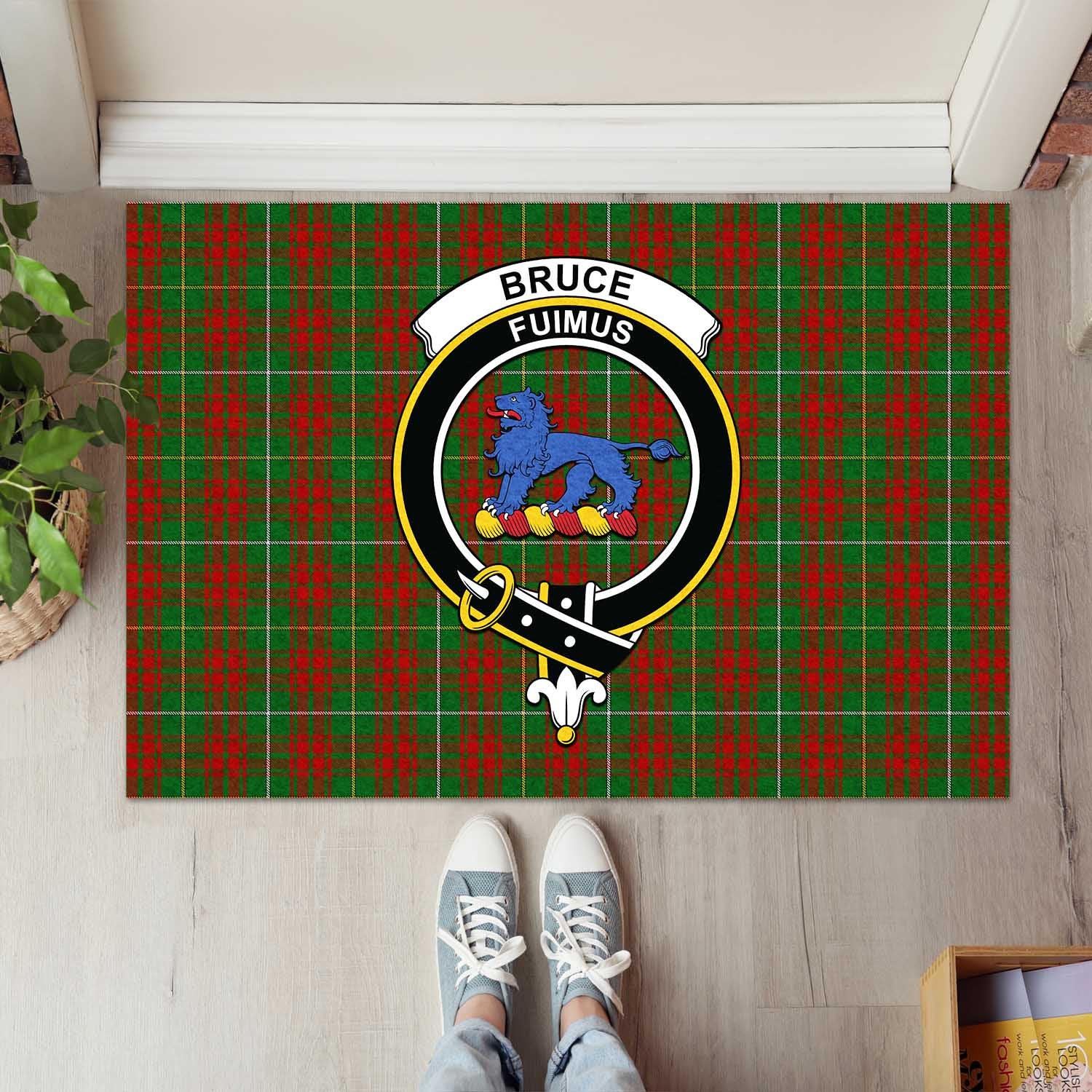 Bruce Hunting Tartan Door Mat with Family Crest - Tartanvibesclothing