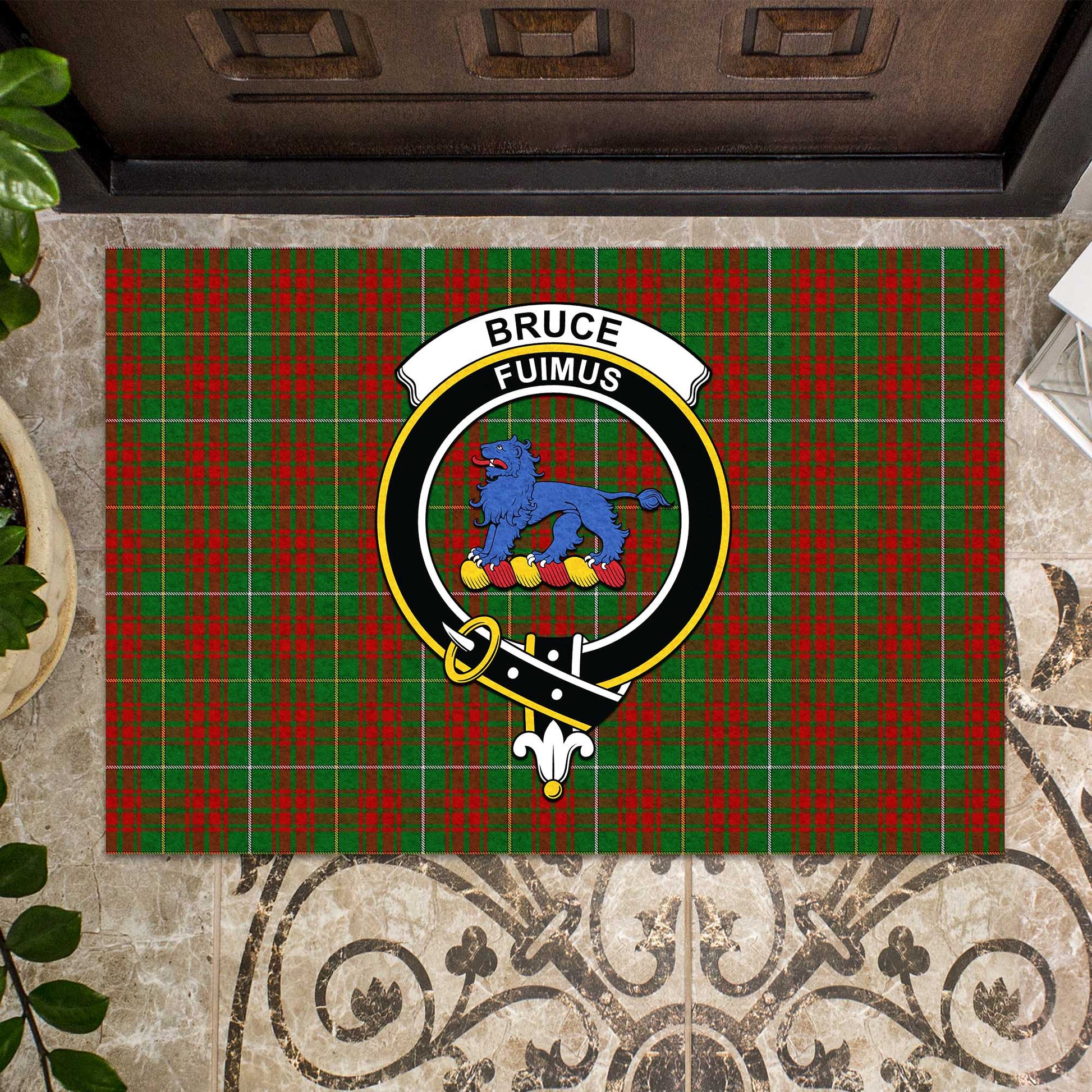 Bruce Hunting Tartan Door Mat with Family Crest - Tartanvibesclothing